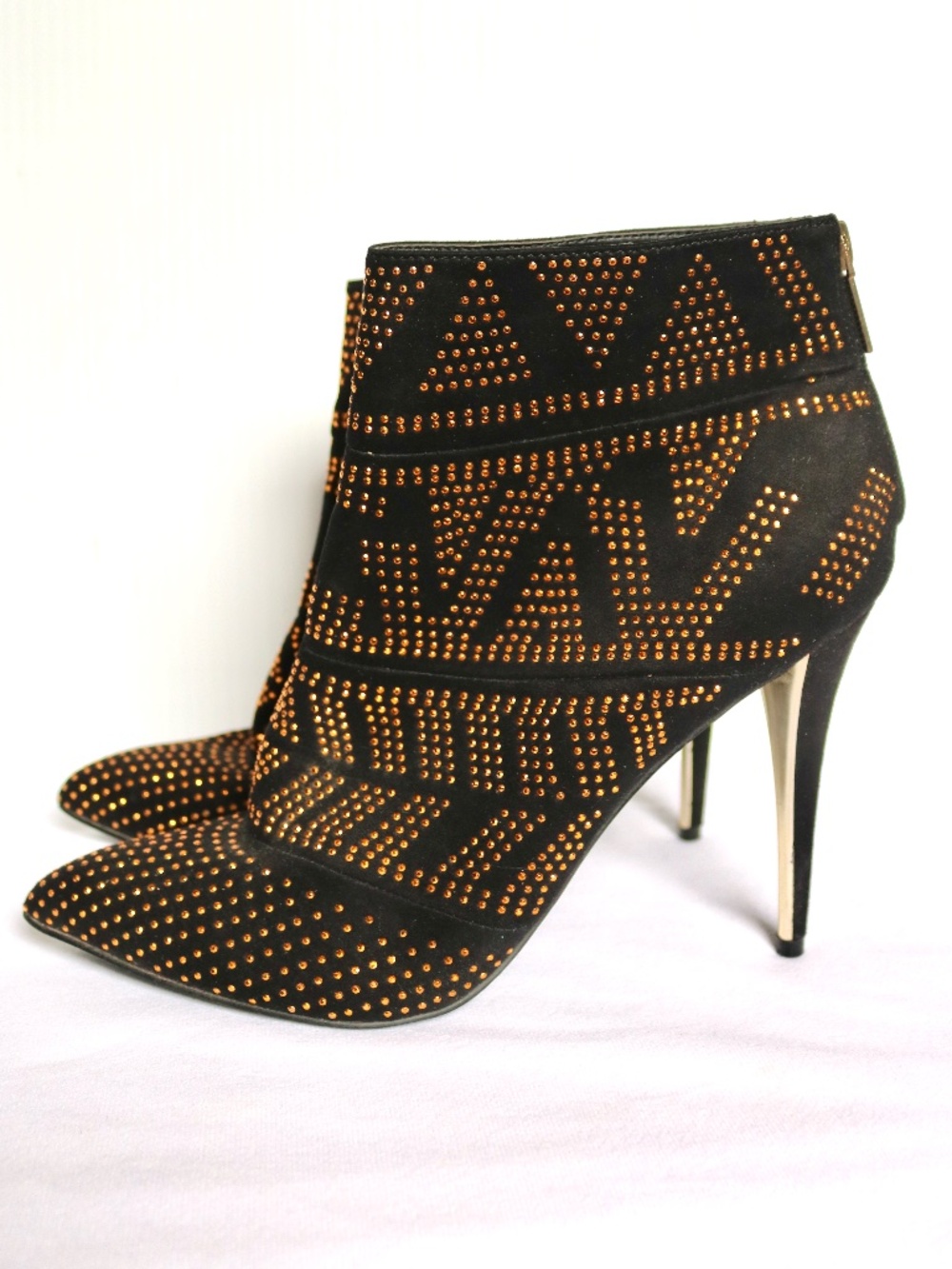 Thalia Sodi Alejandra Black and Gold Studded Ankle Boots Size 9 Stiletto Heels